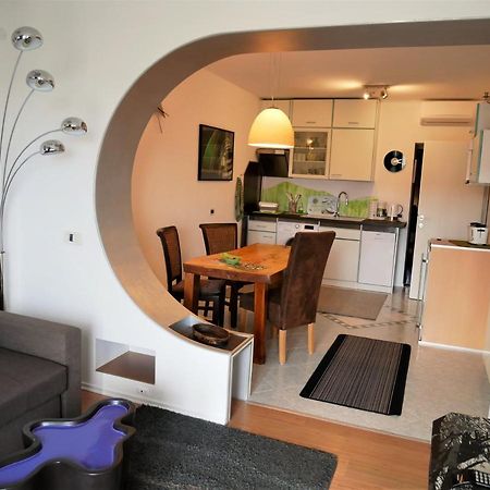 Pakua Apartments & Penthouse روفينج المظهر الخارجي الصورة